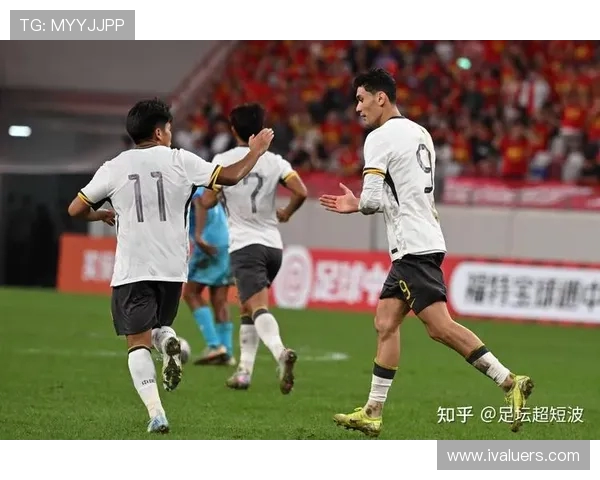 随着中国队8-0，澳大利亚6-0，越南4-0，亚预赛最新晋级形势出炉